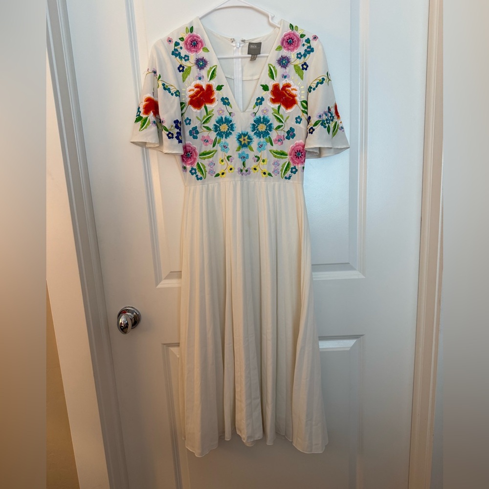 ASOS White dress size 4 V-neck and an accordion skirt & embroidered floral top.